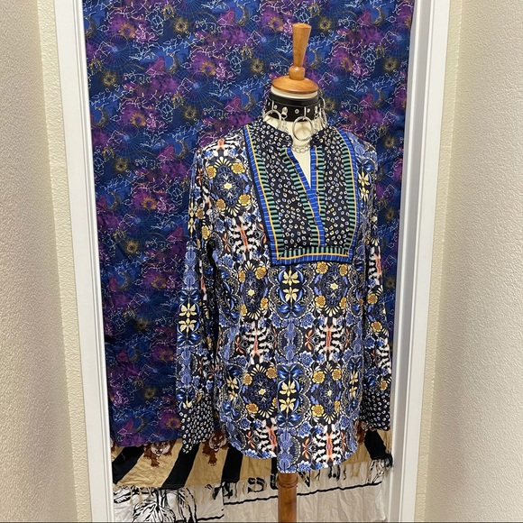 π Lovely bohemian button patchwork top - Picture 3 of 11